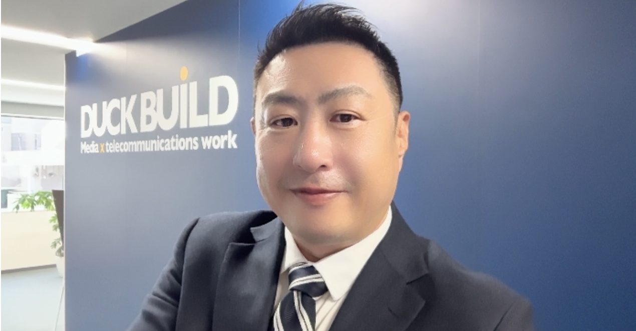 （写真：二刀流CEO54歳状況）