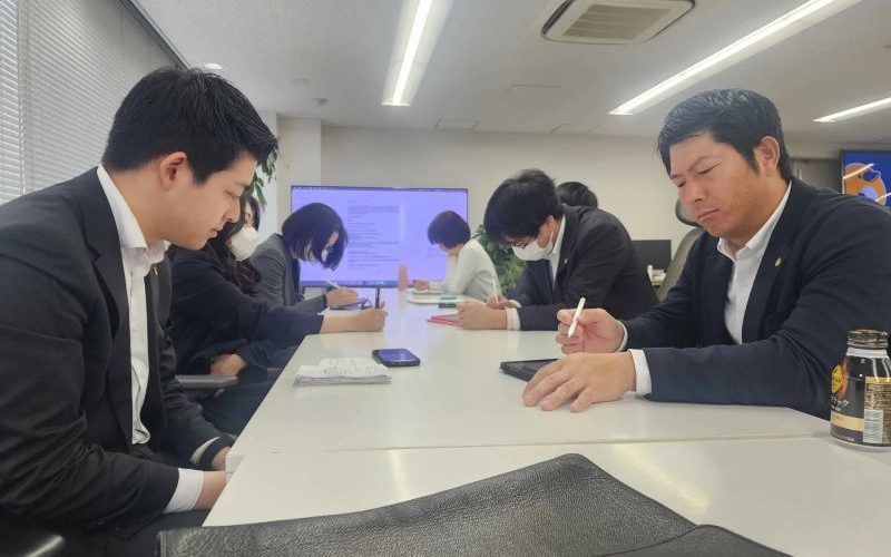 早朝勉強会の風景です。